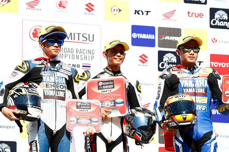 28_2017120401_ARRC_Rd6_Thailand-ワヒュー・アジ・トリラクサナ選手とAnggi Setiawan選手