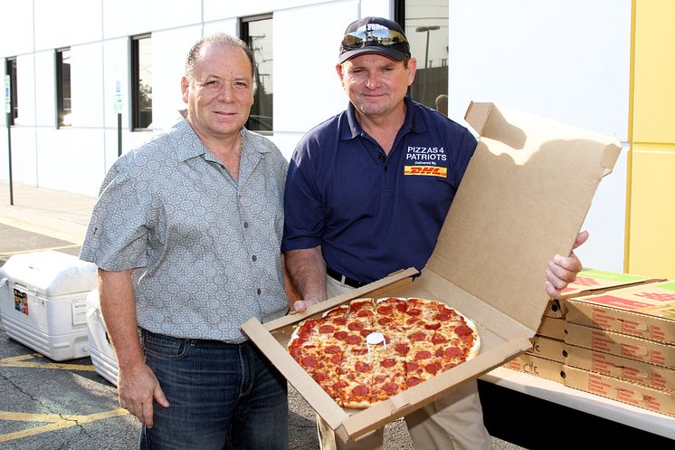 DHL Express och Pizzas 4 Patriots levererade 30 000 pizzor