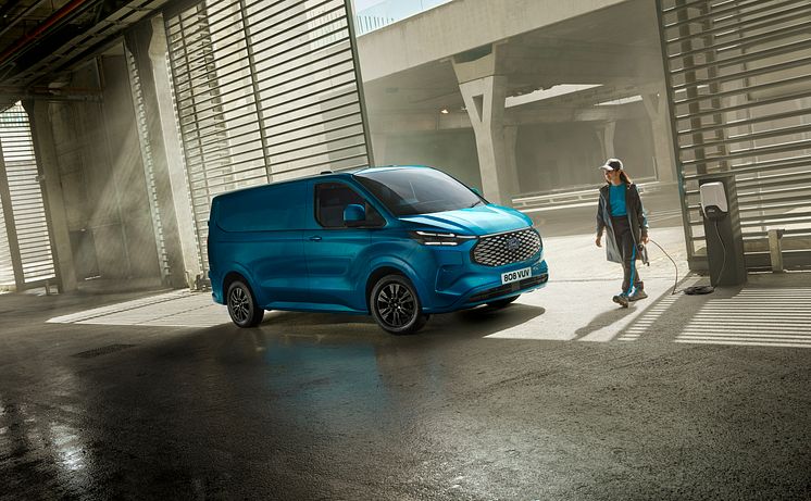 Ford E-Transit Custom 2022 (14)