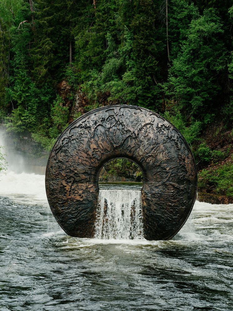 All of Nature Flows Through Us by Marc Quinn, Kistefos Museum. 