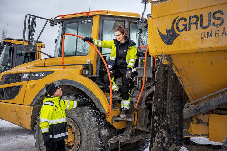 Jens Jokinen och Erica Olofsson - Grus Schakt i Umeå