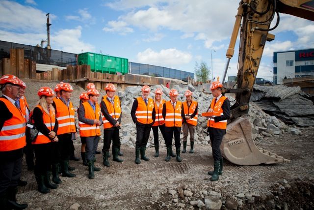 Spadtagsinvigning för Swedbanks nya huvudkontor i Sundbyberg