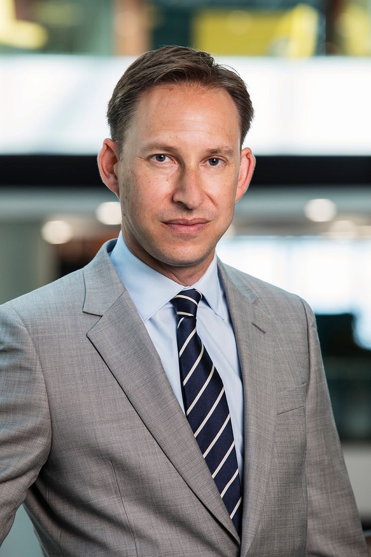 Hylton Kallner_Discovery Bank.jpg