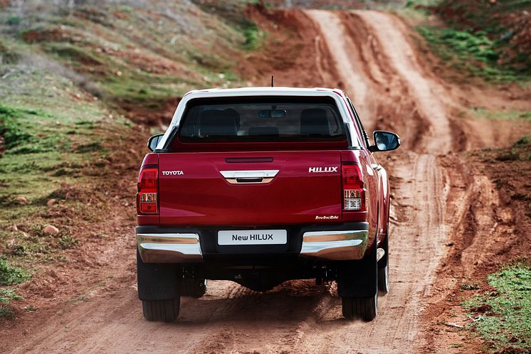 Nye Hilux 2016