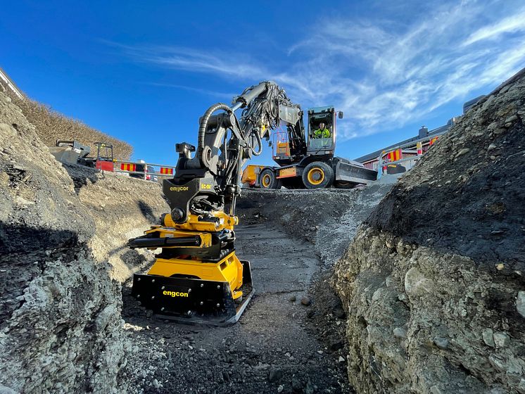 engcon_compactor_PC6000_landscape