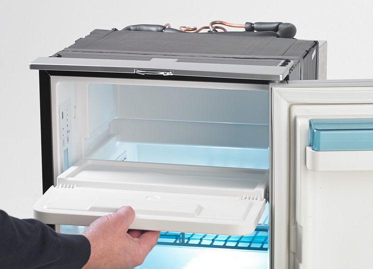 High res image - Dometic - WAECO CRX refrigerator with removable freezer compartment