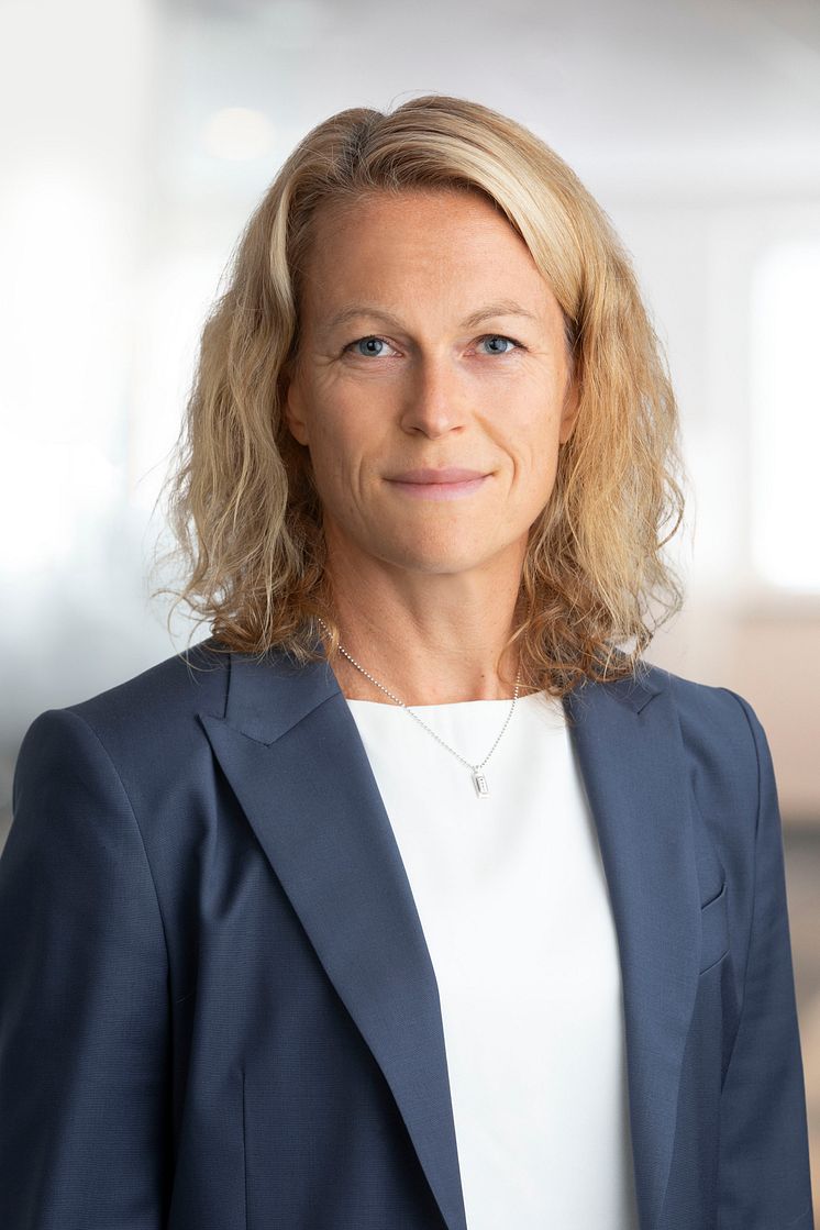 Anna Alsborger, fastighetsdirektör (stående format)