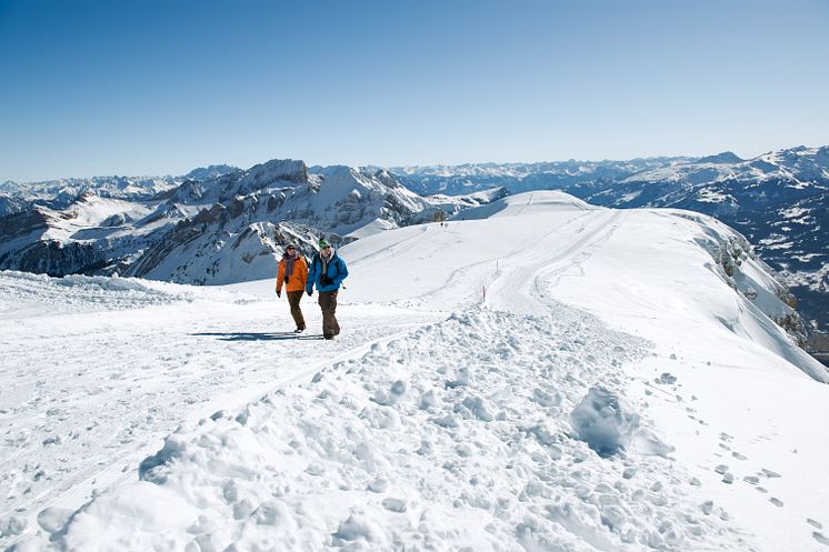 WinterwanderwegAufDemChaeserrugg(c)STST_STTP