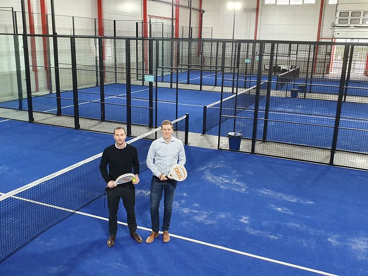 Marcus Lerander och Staffan Marklund i nya Padelhallen