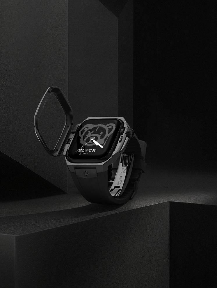 BLVCK-SPIII45-Hatchopen.jpg
