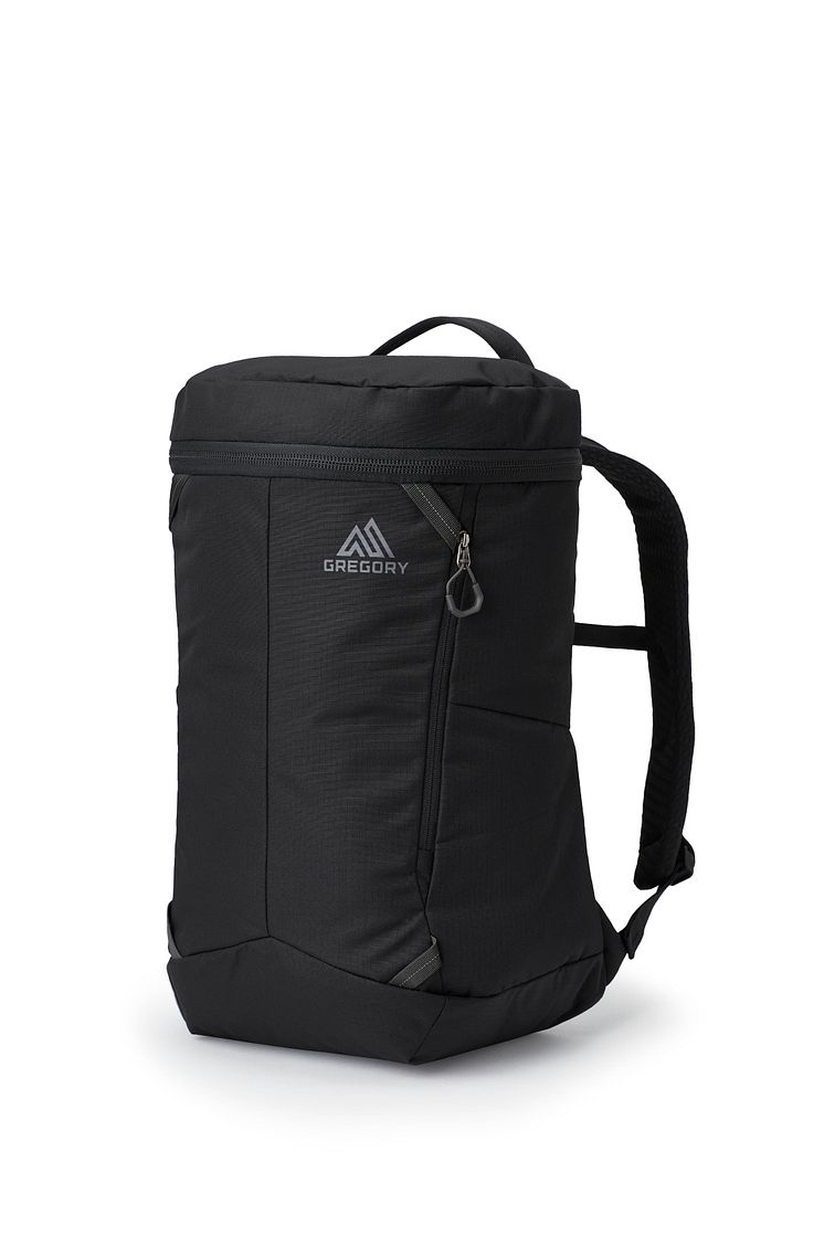143377_6404_EVERYDAY_ADVENTURE_RHUNE_25_FRONT34.jpg