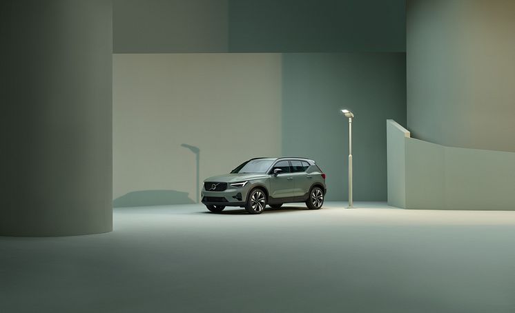 Volvo_XC40_Front