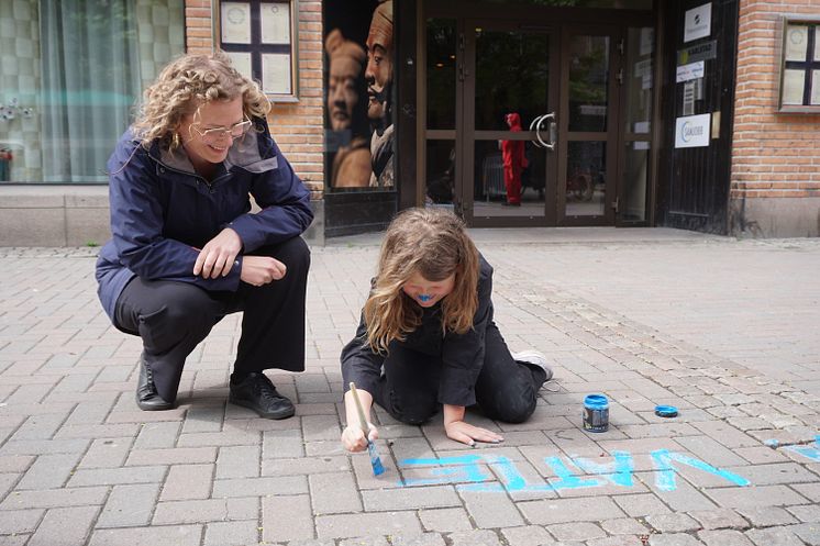 Lärare Sara Moll, Herrhagsskolan och elev Aline