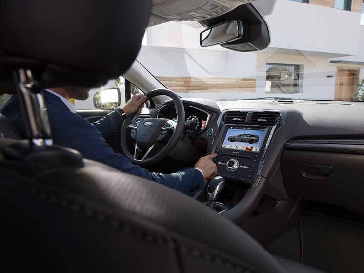 Ford Mondeo Hybrid stationcar