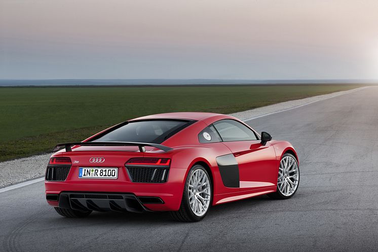 Anden generation af Audi R8 V10 plus (2015)