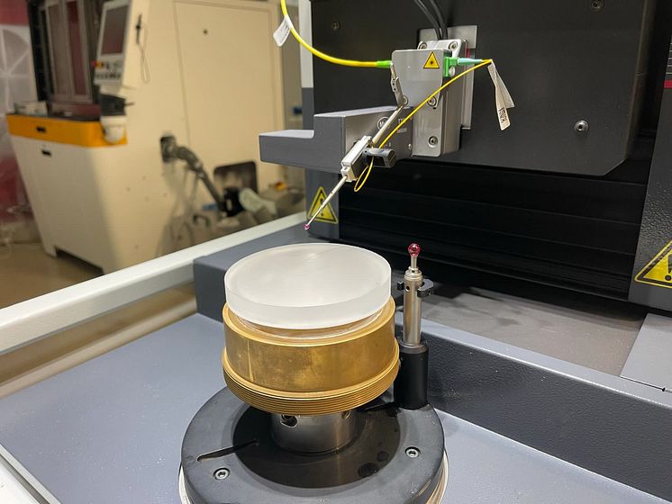 2 metrology of optical part with non-contact optical probe