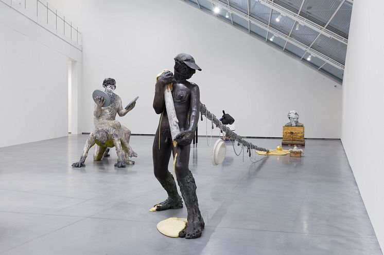 Installation view: Nicole Eisenman - Giant Without a Body. (c) Astrup Fearnley Museet / Photo: Christian Øen