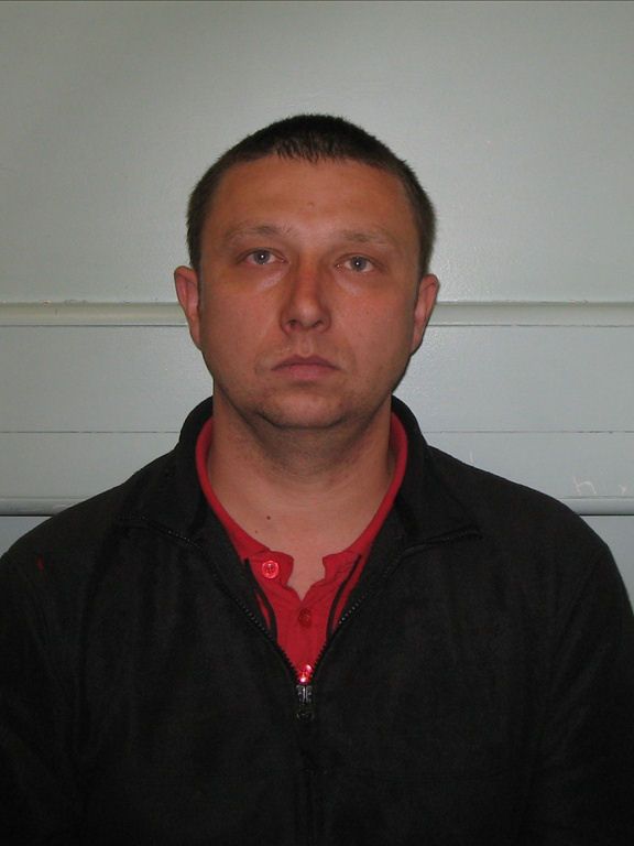 Op Zither - Cigarette smuggling gang jailed - Kardas