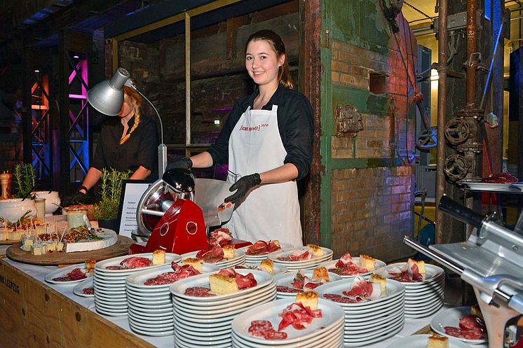 Mit einem kreativen Catering bot ENK Leipzig den rund 150 Gästen einen Augen- und Gaumenschmaus