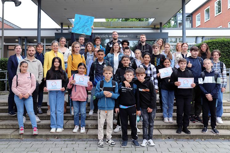 Studierende der Universität Vechta erarbeiten spielerisch Sprachkompetenzen mit Schülerinnen und Schülern der Geschwister-Scholl-Oberschule