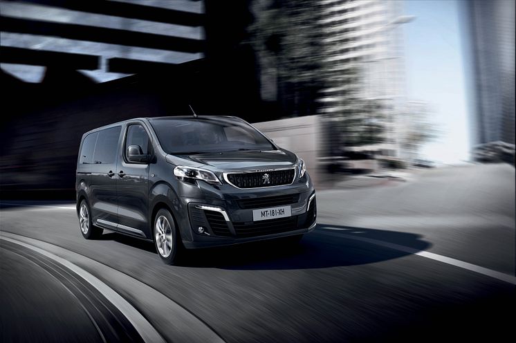 PEUGEOT Traveller – en invitation til luksus og komfort på farten