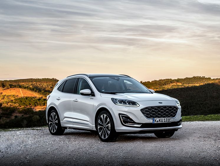 Ford Kuga ladbar hybrid Vignale 2020