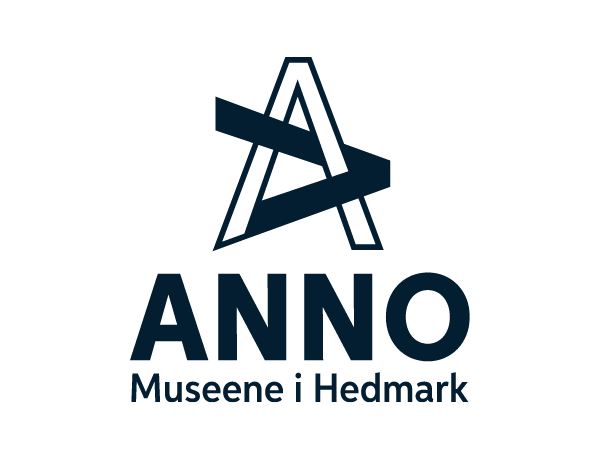 ANNO_Logo_Sentrert_Sort.png