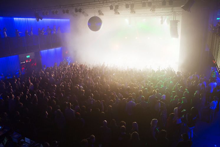 Mästerbotten - Umeås hiphopfestival fyllde Vävenscenen. 