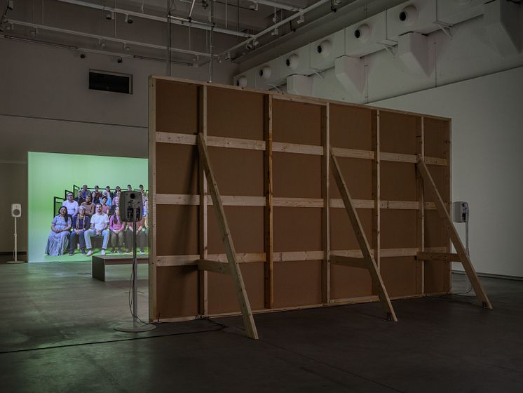 Installationsvy_The Time of Our Lives_2024_Accelerator_foto Jean-Baptiste Béranger.jpg