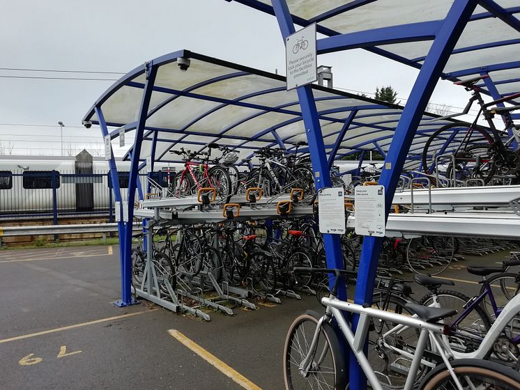 Harpenden station cycle racks