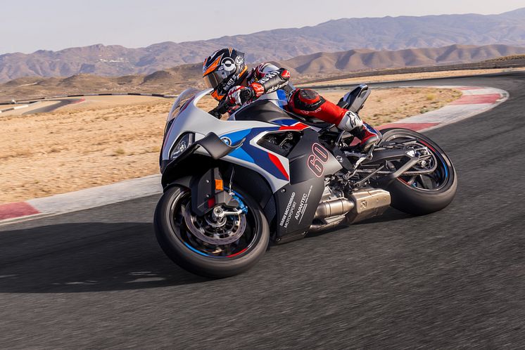 Motorrad: Superbikes og roadsters