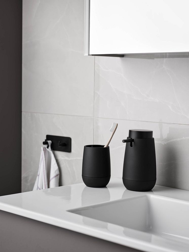 Habo_Acacia_bathroom accessories