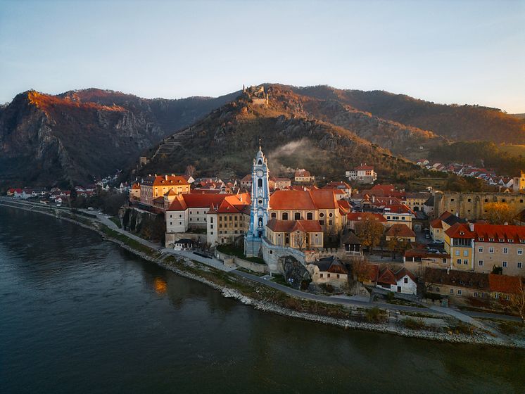 DJI_FLIP_Product Samples_ Duernstein_02.jpg