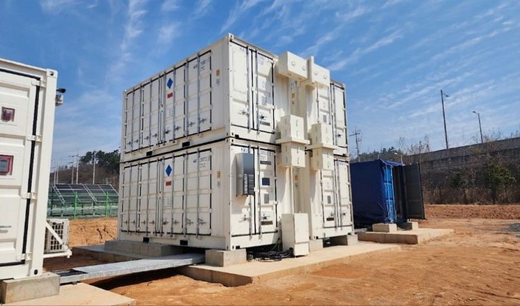 NGK_Installed NAS batteries at KEPCO demonstration test site