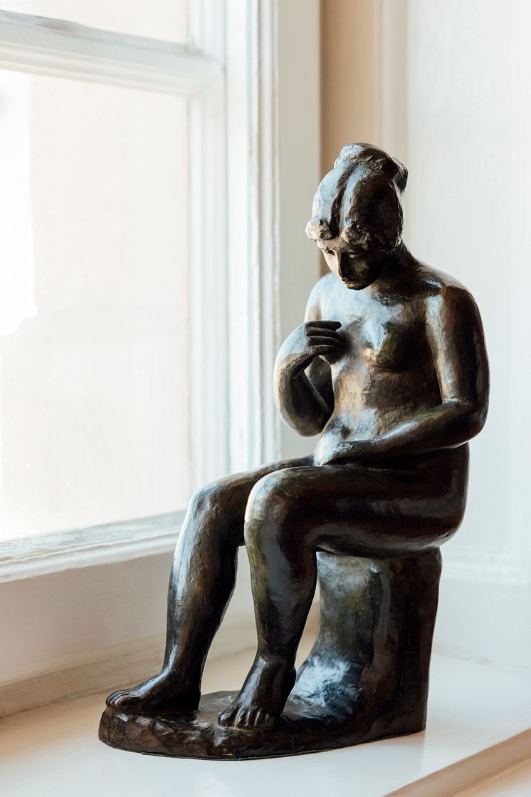 "Femme assise" av Aristide Maillol