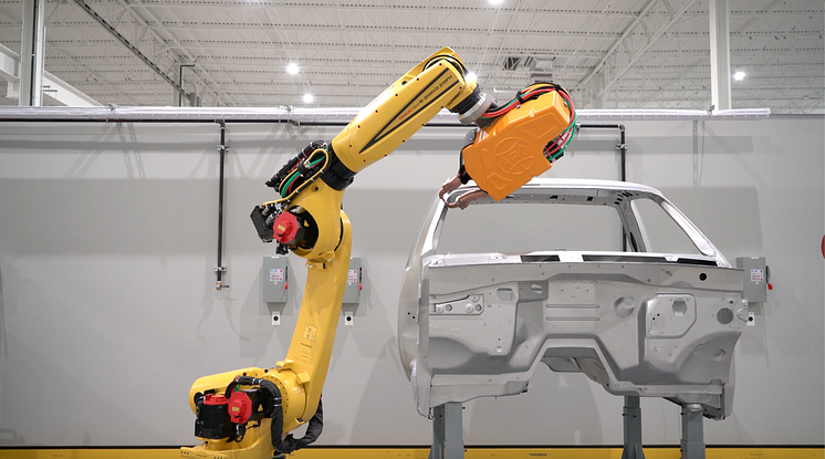 FANUC_ R-2000 Spot Welding_VolvoCars