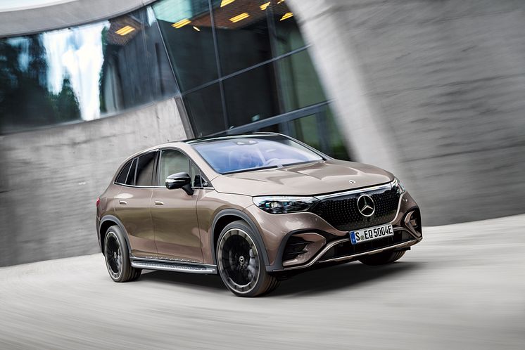 Nya EQE SUV från Mercedes-EQ