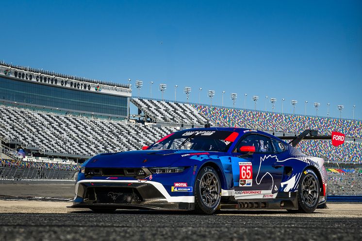 Mustang GT3 Daytona test 2023 (19)