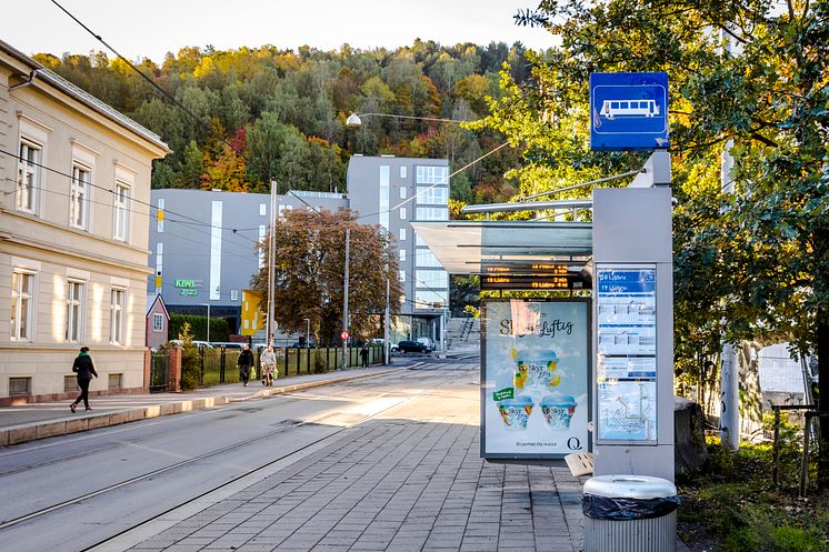 Oslo_hospital_holdeplass_trikk__SPV_04961