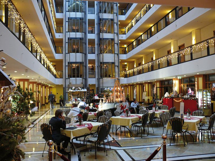 Maritim Hotel Dresden in Christmastime