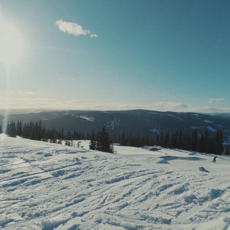 Small guides, big adventures. Lesson 4: How to master the ski park
