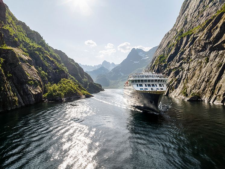 Havila Castor i Trollfjorden