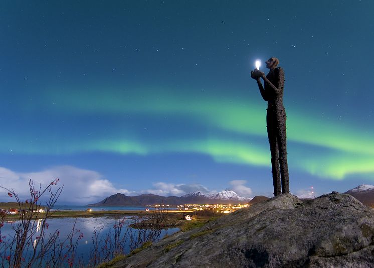 Vesterålen - Northern Lights 2 - Photo - Øystein Lunde Ingvaldsen - www.nordnorge.com.jpg