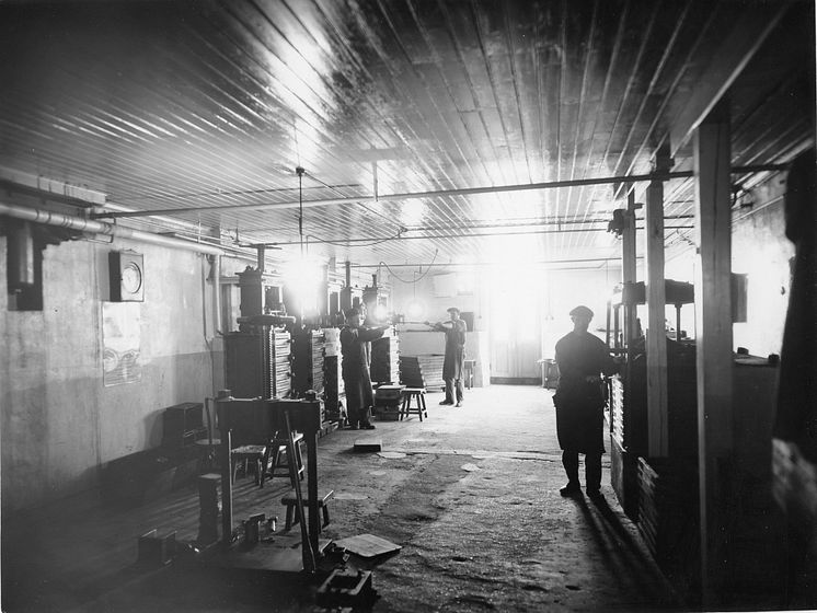 Historisk bild från fabriken i Charlottenberg