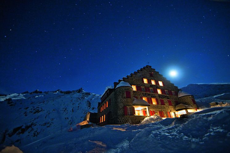 Alpinhotel Grimsel Hospiz bei Nacht © David Birri