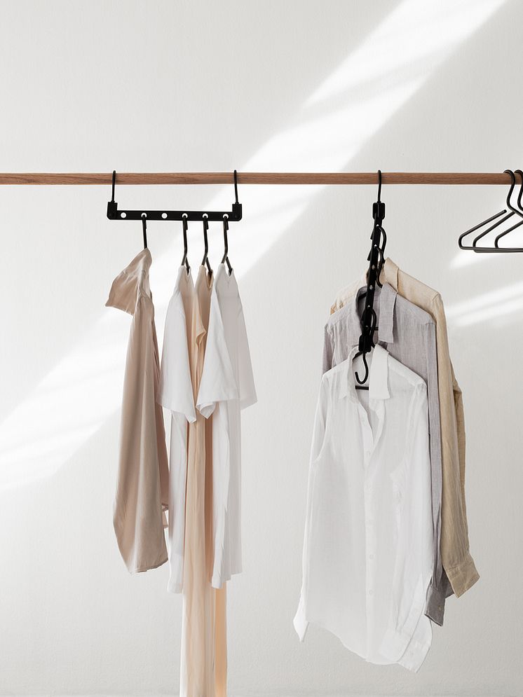 space saving hanger_vertical