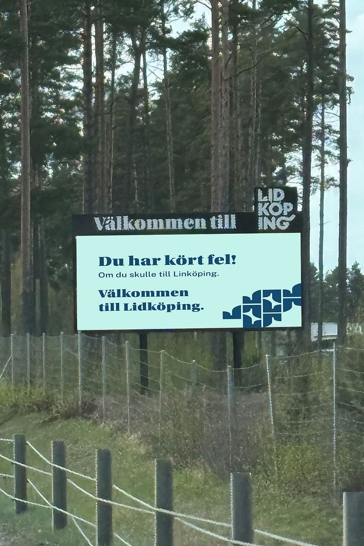 Lidköpings_infartsskylt.jpg
