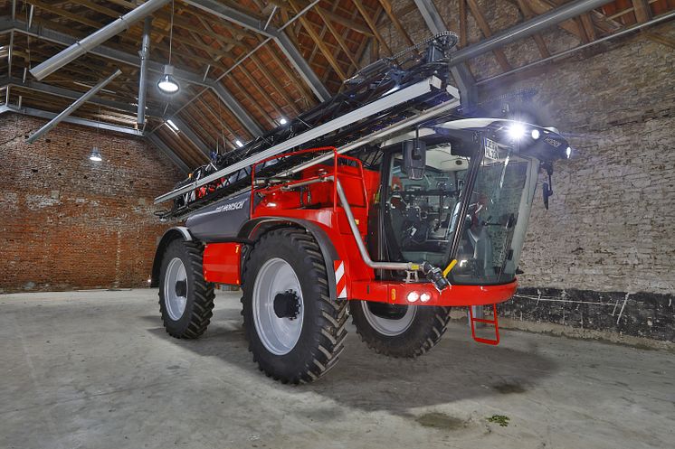 HORSCH Leeb 8.300 PT