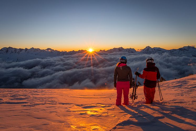 First-Track, Sonnenaufgang am Eggishorn in der Aletsch Arena im Wallis