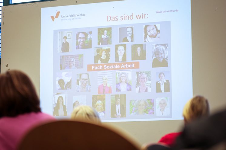 Praxis-Dialog Tag 2024 | Großes Interesse der regionalen Einrichtungen an überarbeiteten Studiengängen des Fachs Soziale Arbeit